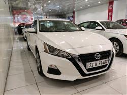 نيسان ألتيما